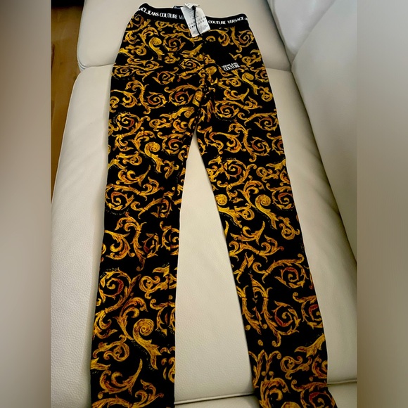 Women’s Versace Black and Gold Leggings Size Small